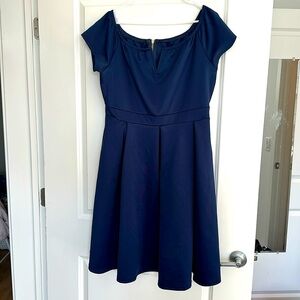 Navy blue cocktail dress, plus size!